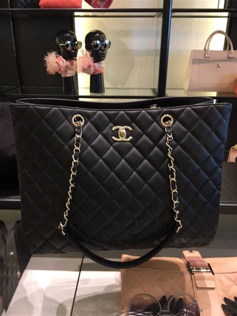 chanel classic shopping tote price|chanel shopping trolley.